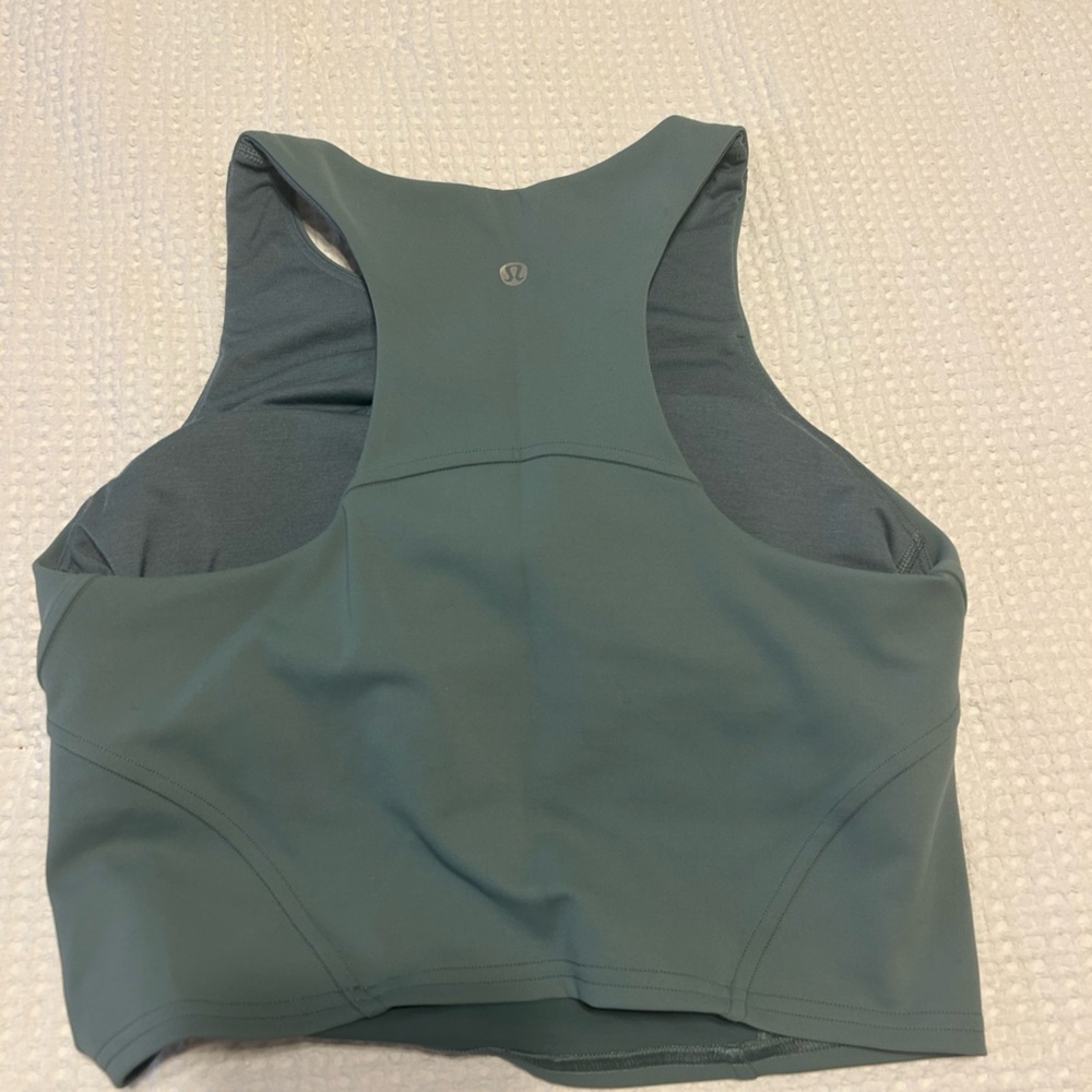 lululemon Invigorate Training Top - Picture 2 of 2